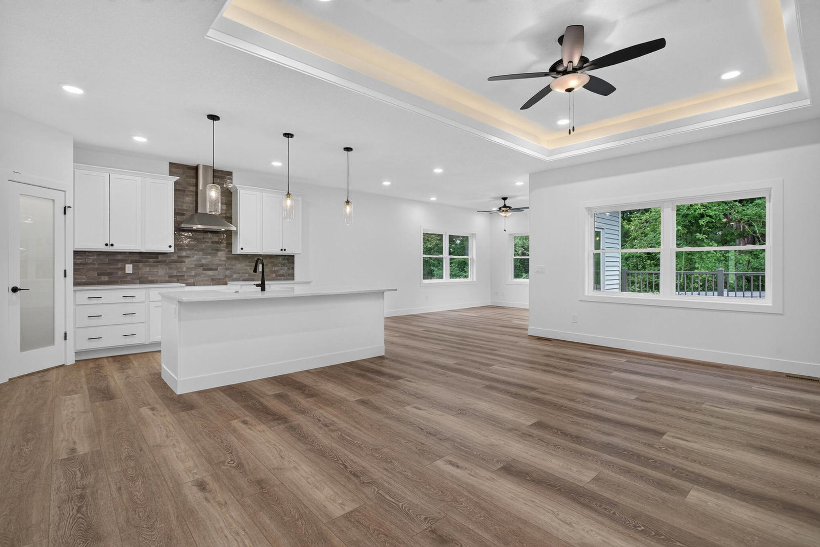 1319 Heights Court Property Photo 17