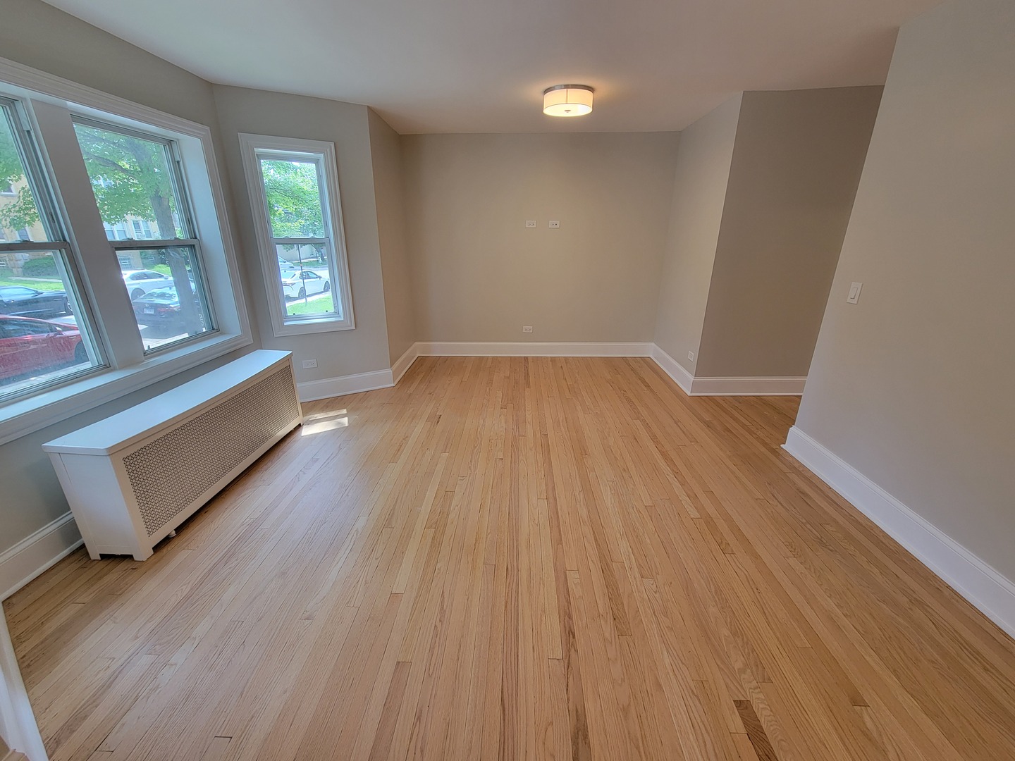6422 N Richmond Street 3a Property Photo 4