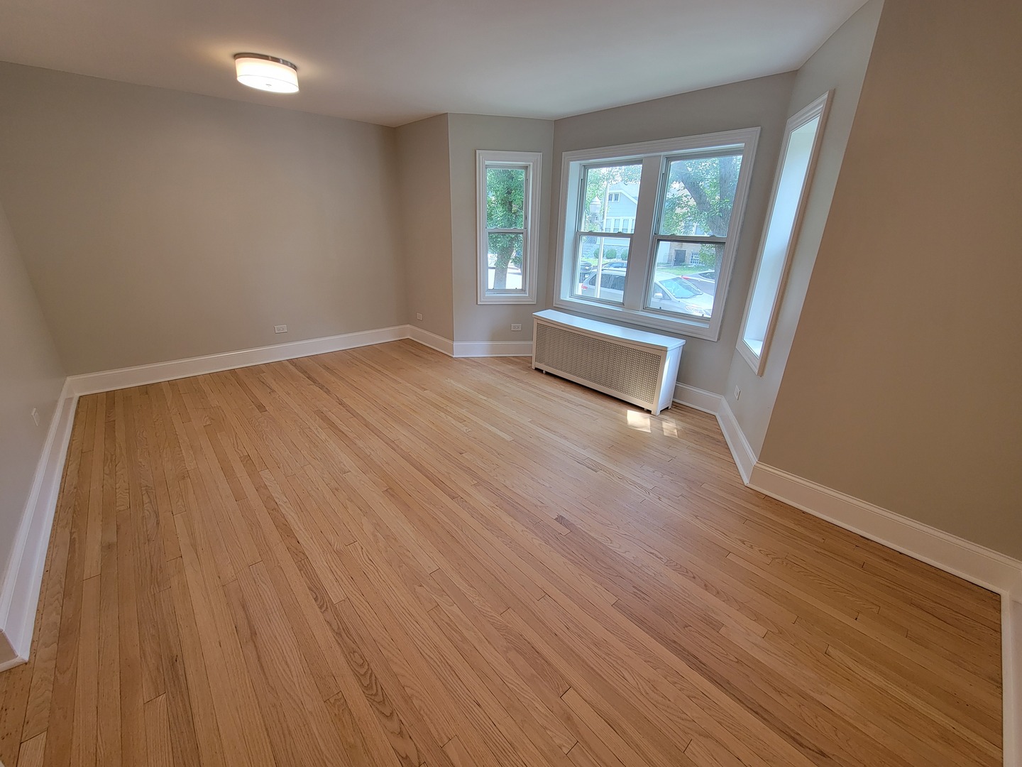 6422 N Richmond Street 3a Property Photo 5
