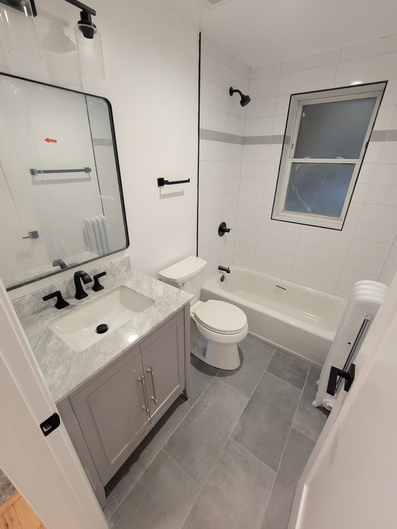 6422 N Richmond Street 3a Property Photo 25