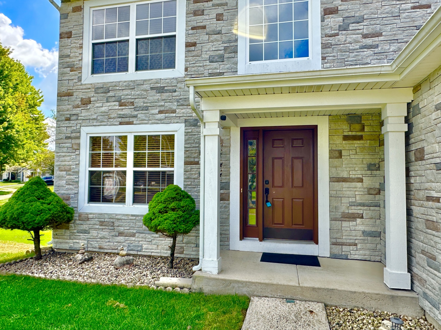 1 Stratford Court Property Photo 2