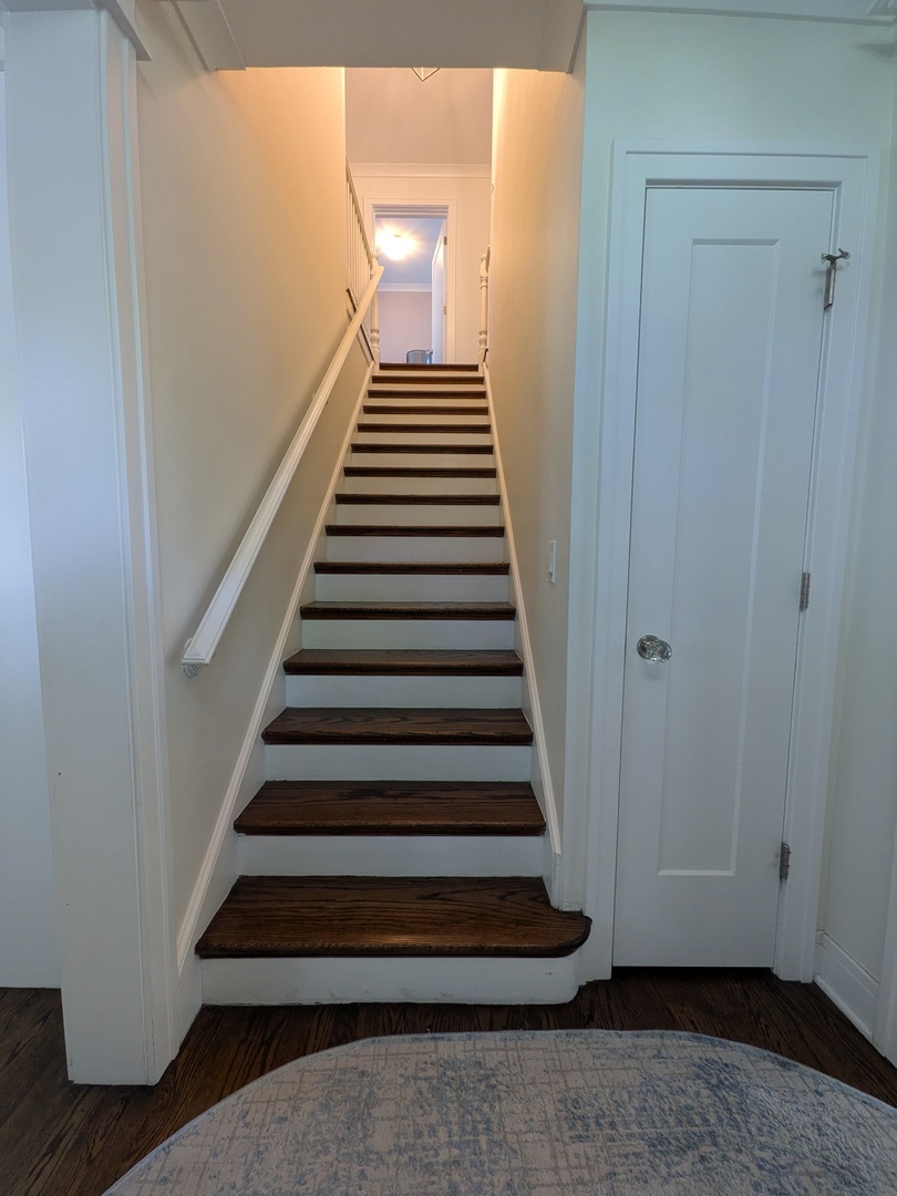 2741 Lincolnwood Drive Property Photo 24