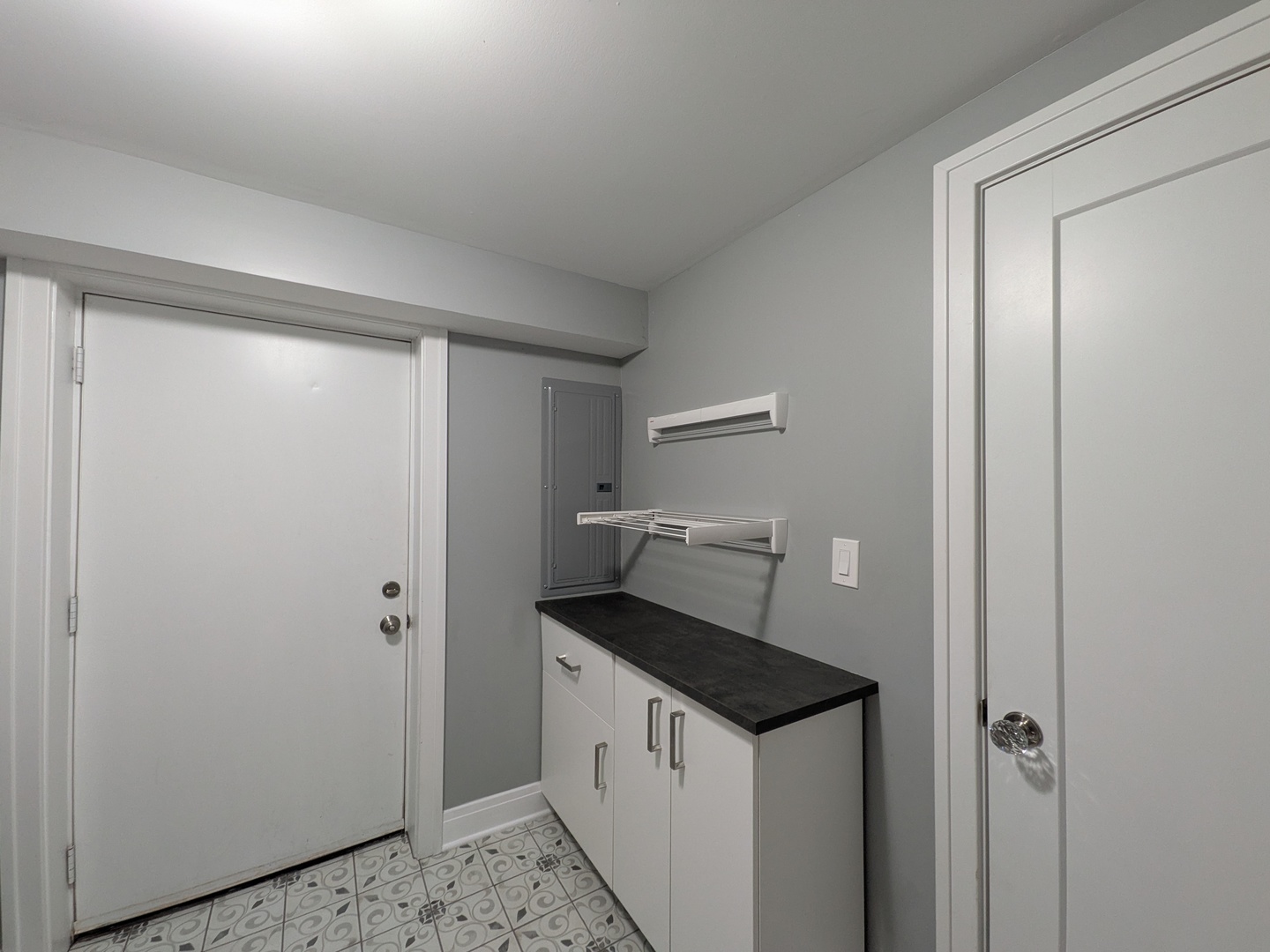 2741 Lincolnwood Drive Property Photo 39