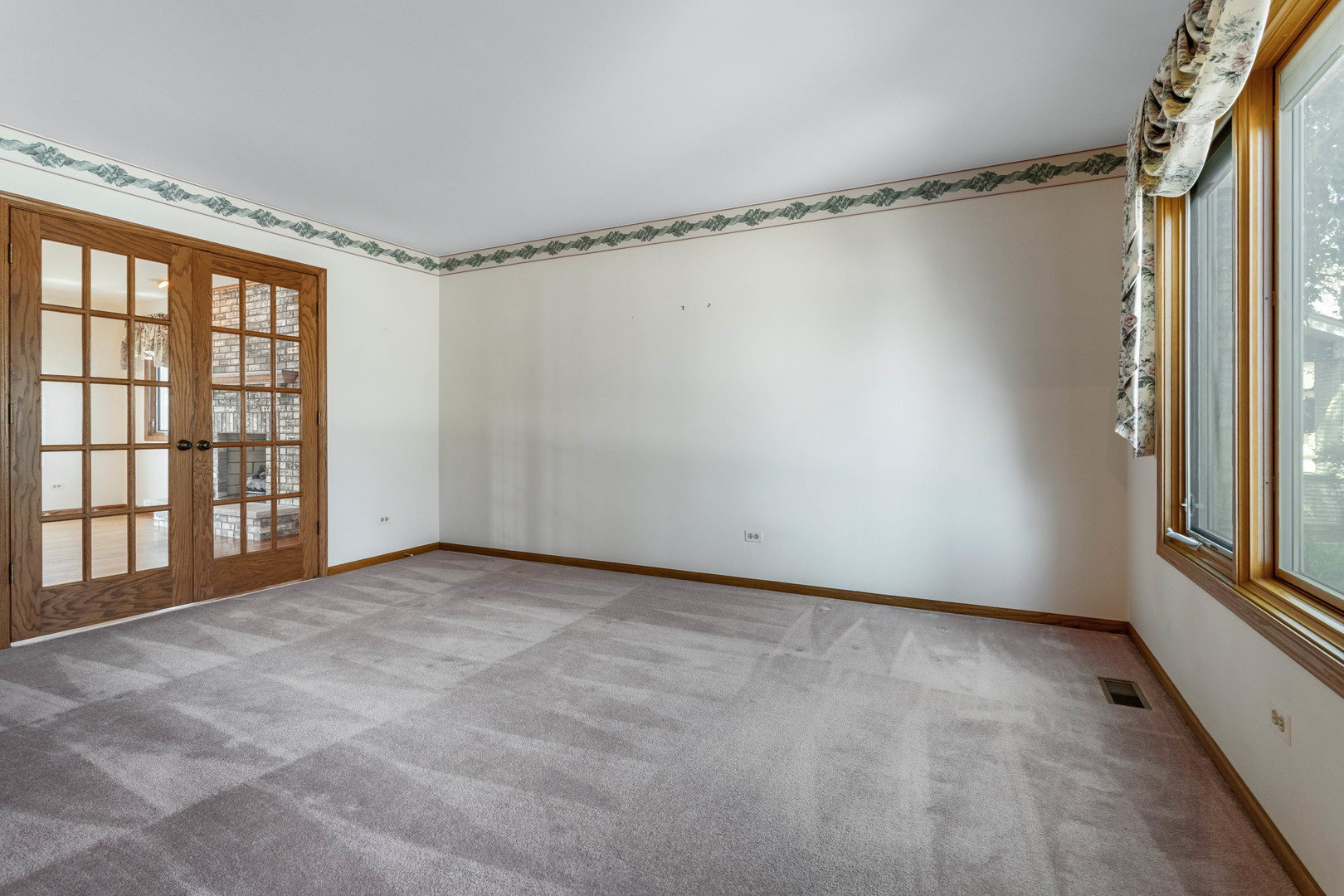 17316 92nd Avenue Property Photo 9