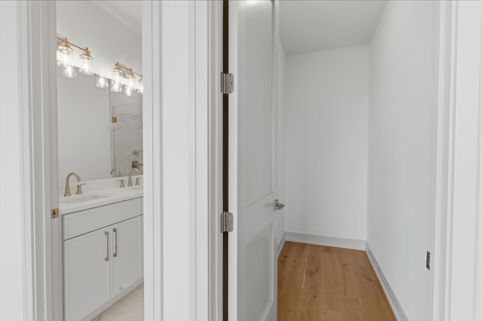 6414 N Francisco Avenue 101 Property Photo 14