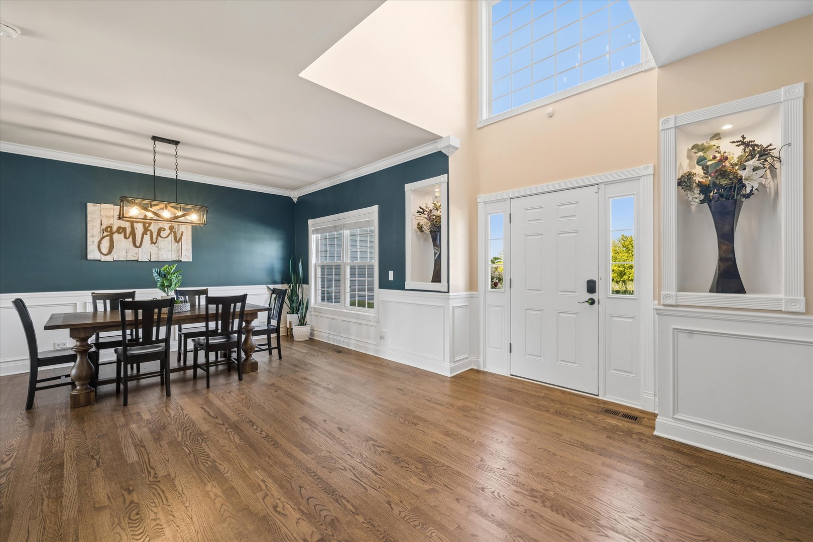 5243 Greenshire Circle Property Photo 4