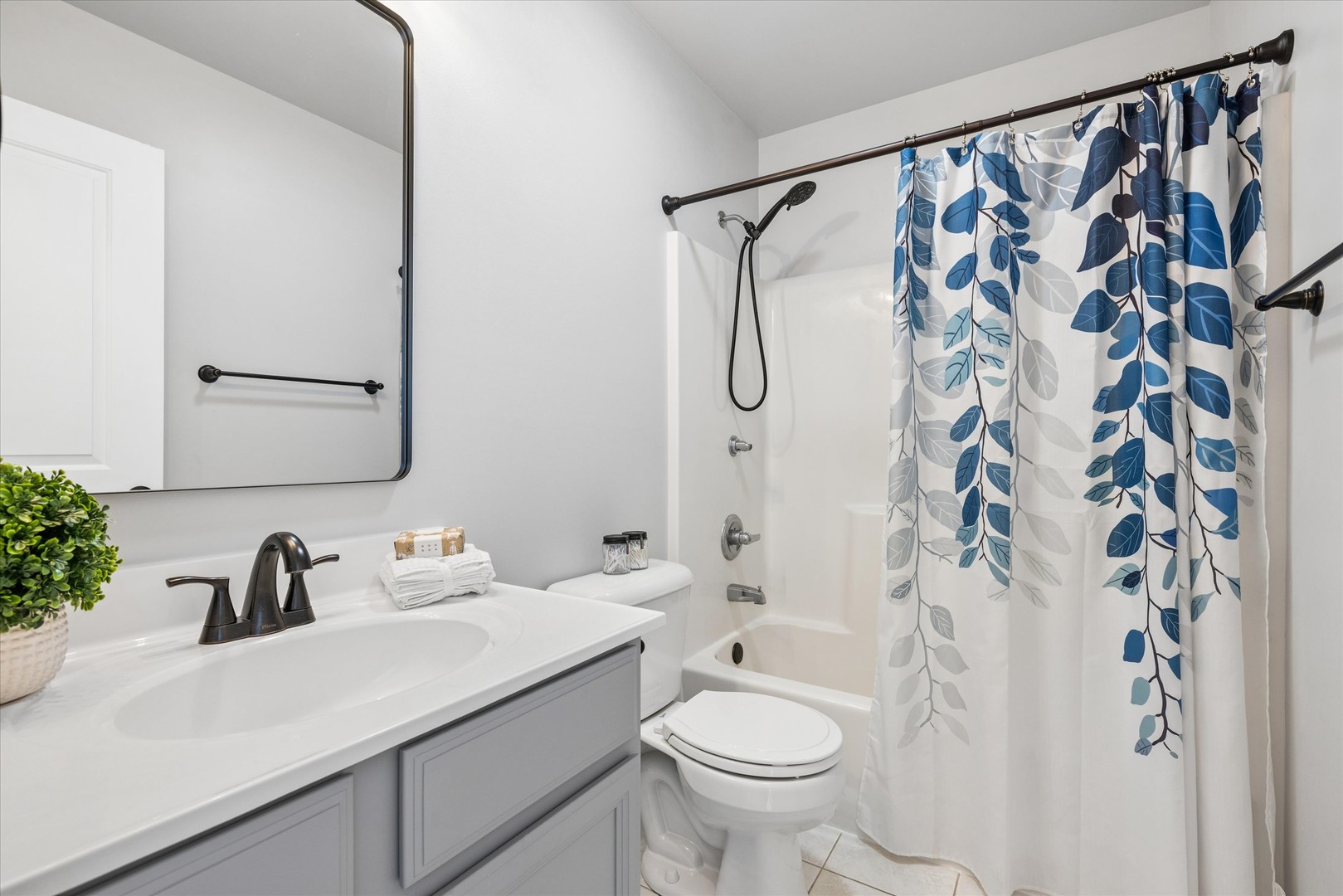 5243 Greenshire Circle Property Photo 18