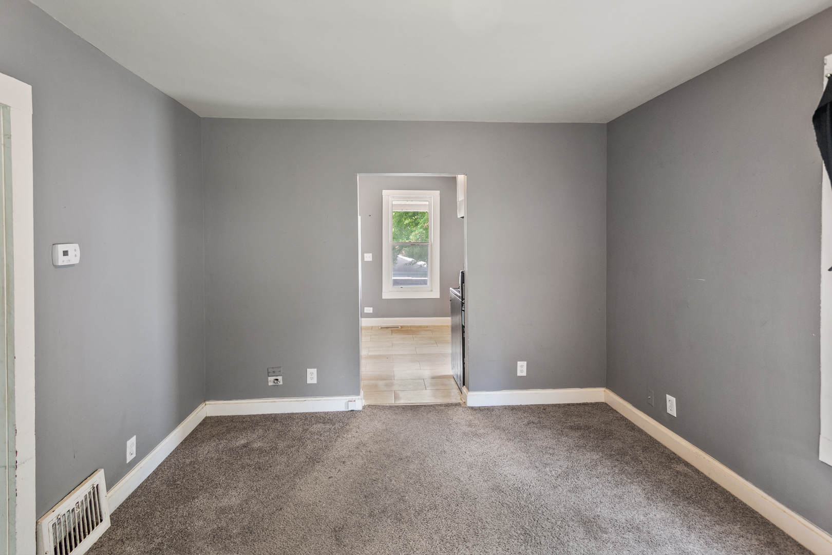 1716 N Hickory Street Property Photo 5