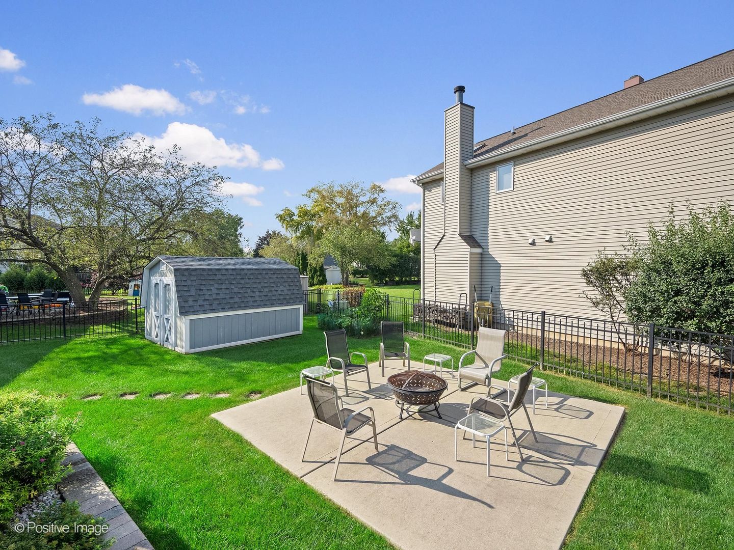 575 Adare Road Property Photo 32