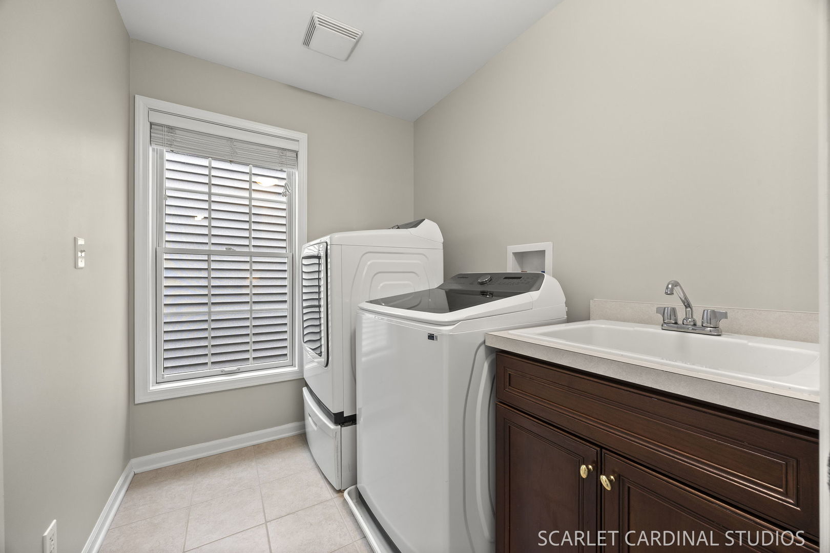 0n470 Dooley Drive Property Photo 19