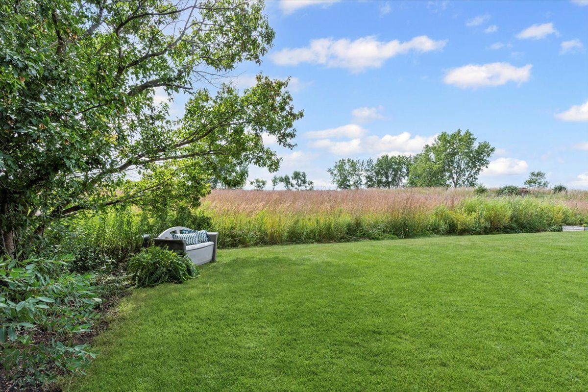 1117 Hedgerow Drive Property Photo 32