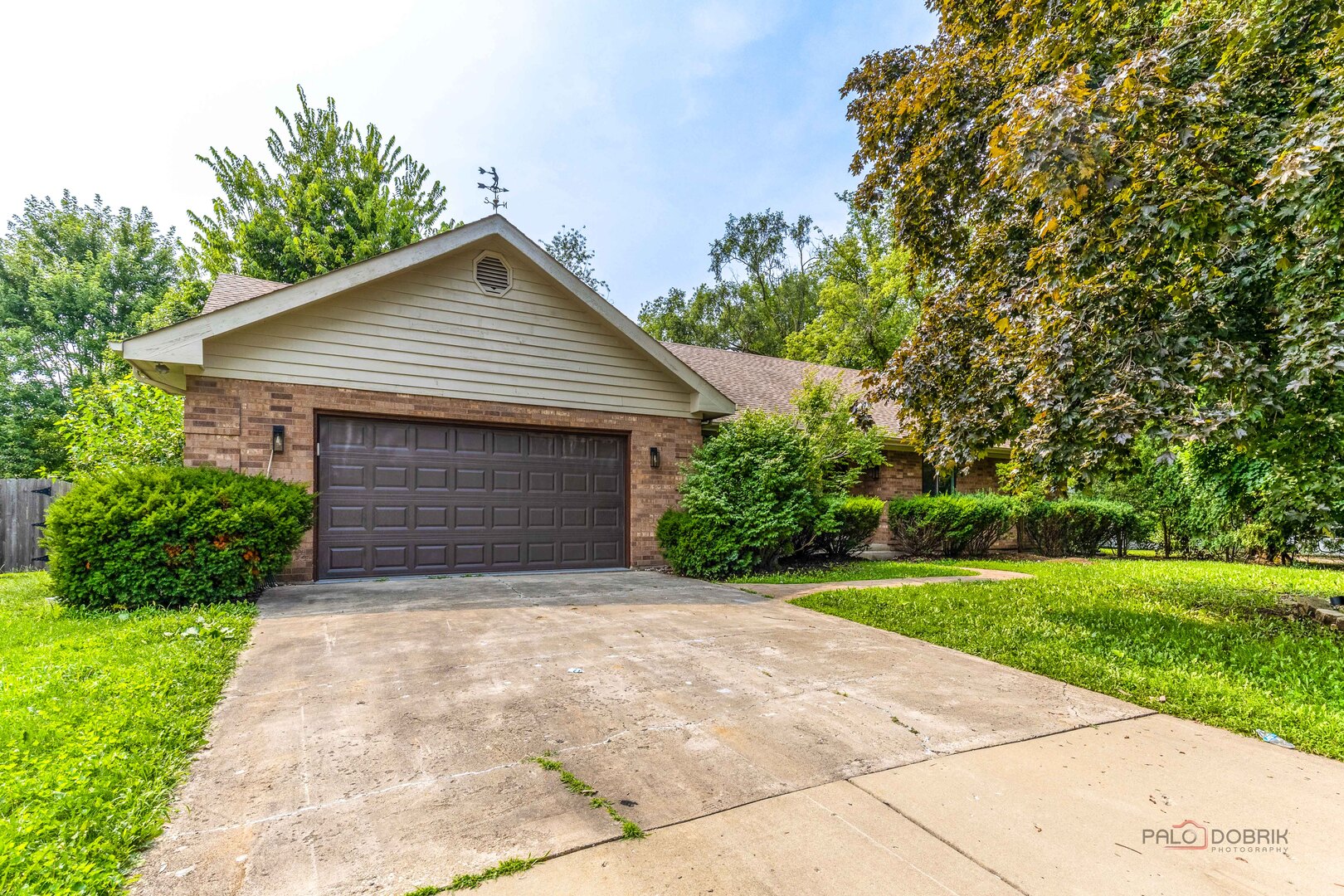 300 6th Street Property Photo 2