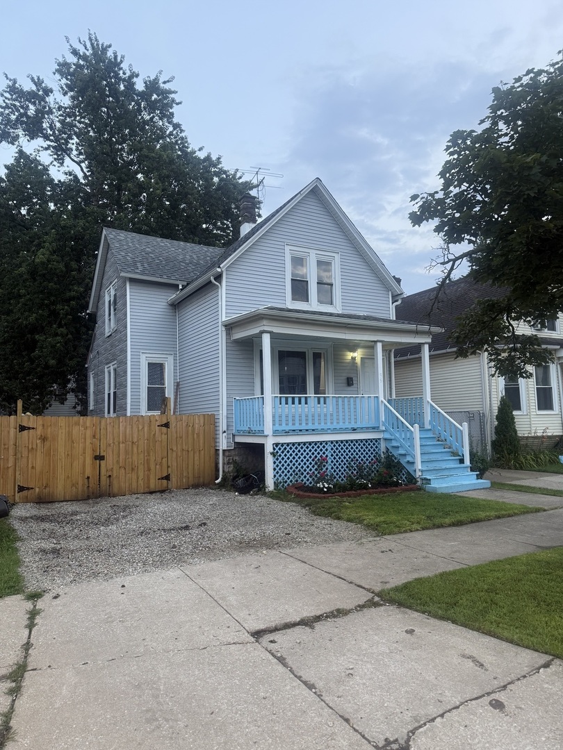 35 W 108th Place Property Photo 2