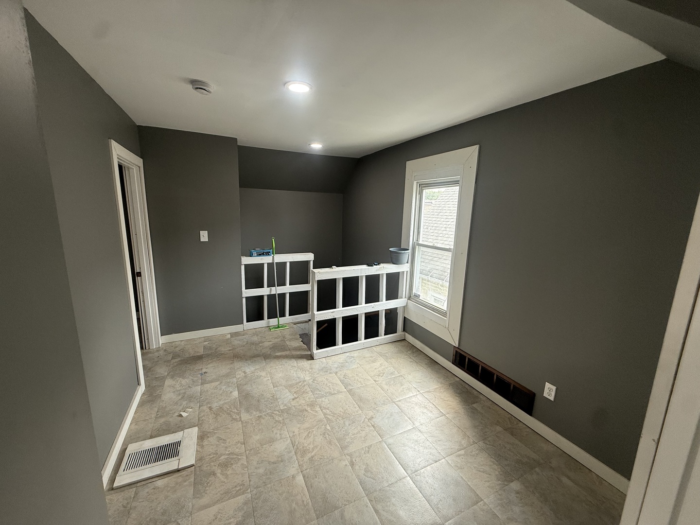 35 W 108th Place Property Photo 17