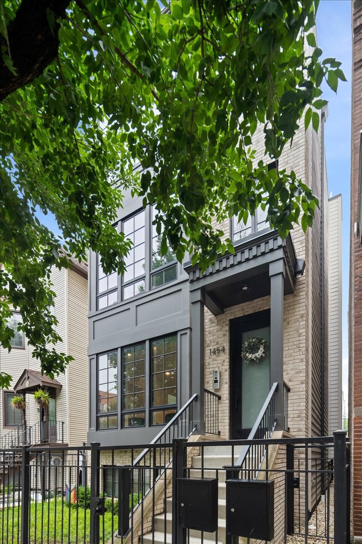 1454 W Diversey Parkway 1 Property Photo 1