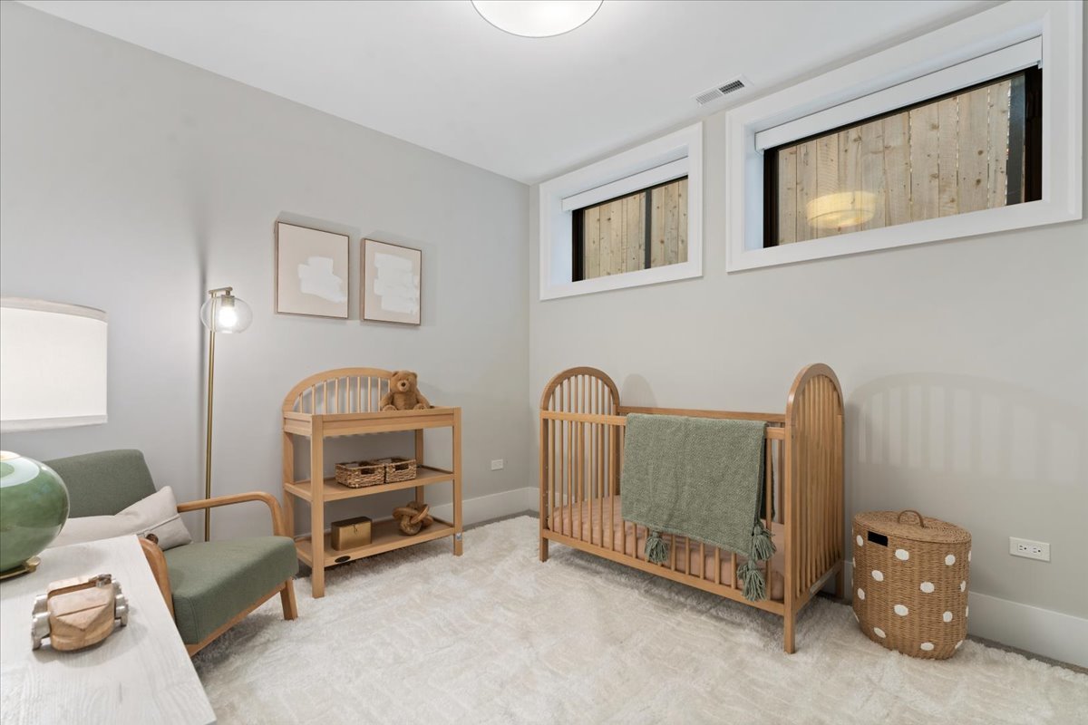 1454 W Diversey Parkway 1 Property Photo 21