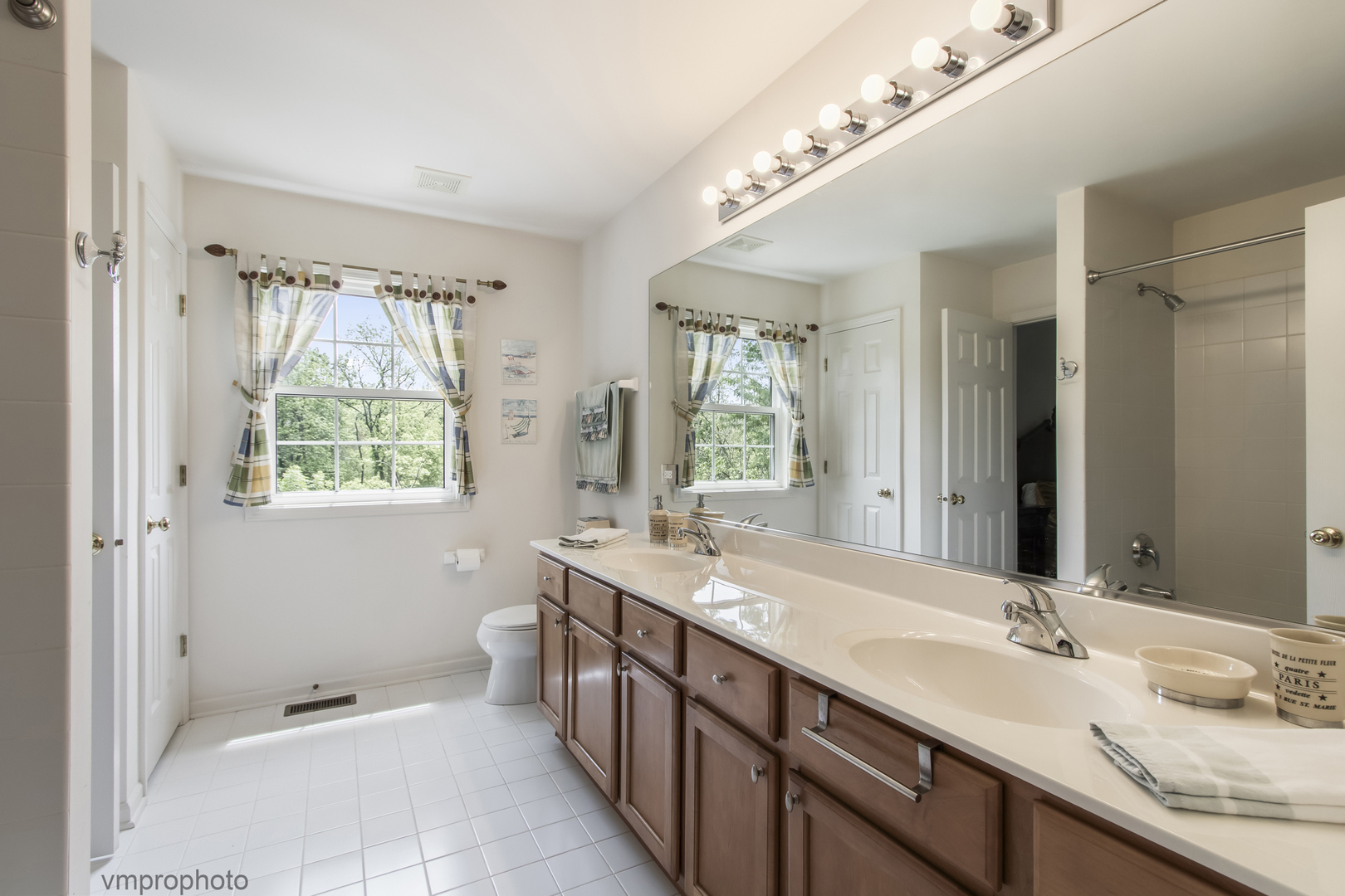 591 W Rosiland Drive Property Photo 35