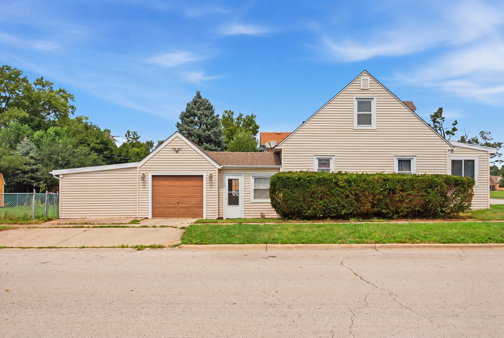 132 S Weston Avenue Property Photo 2