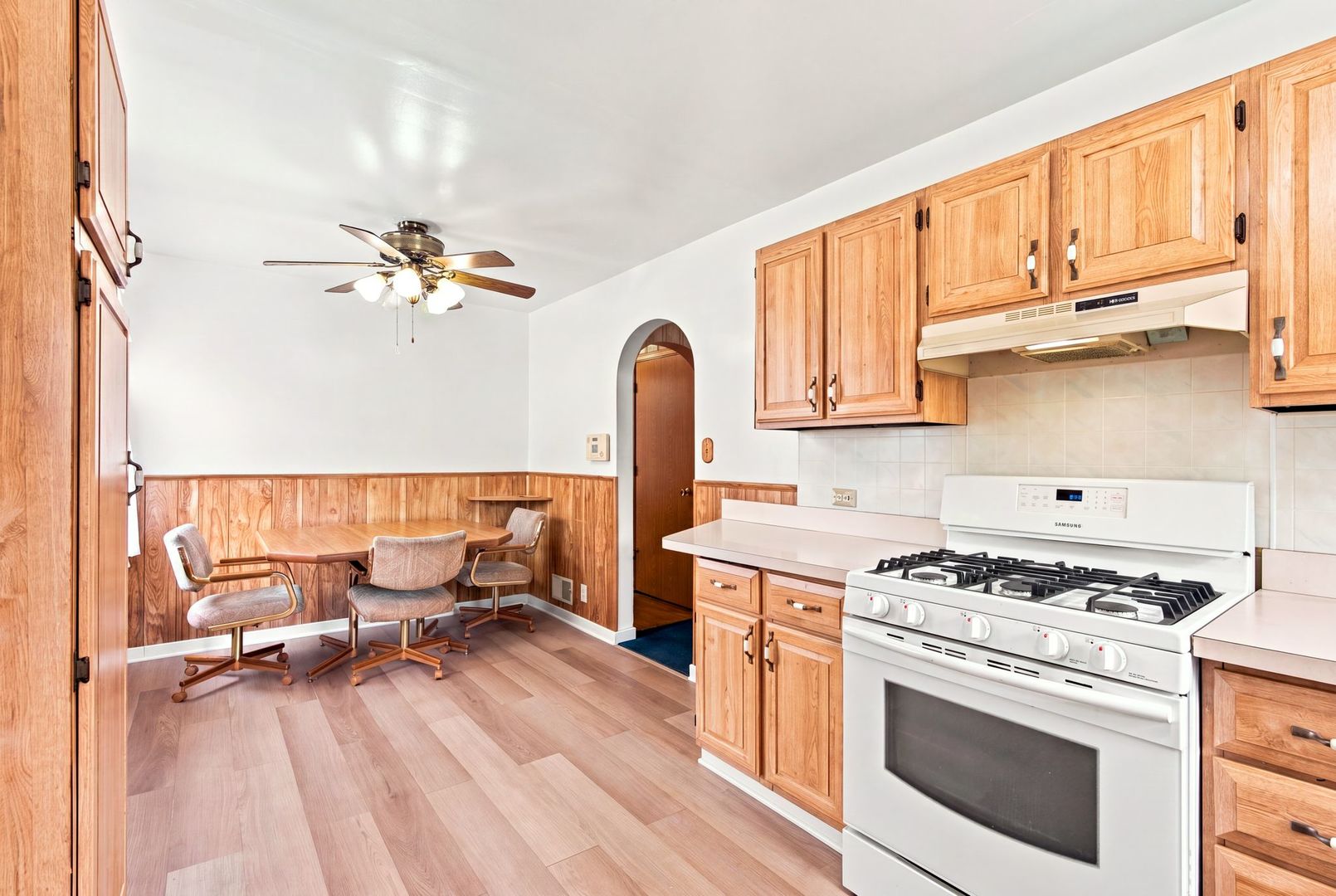 132 S Weston Avenue Property Photo 4