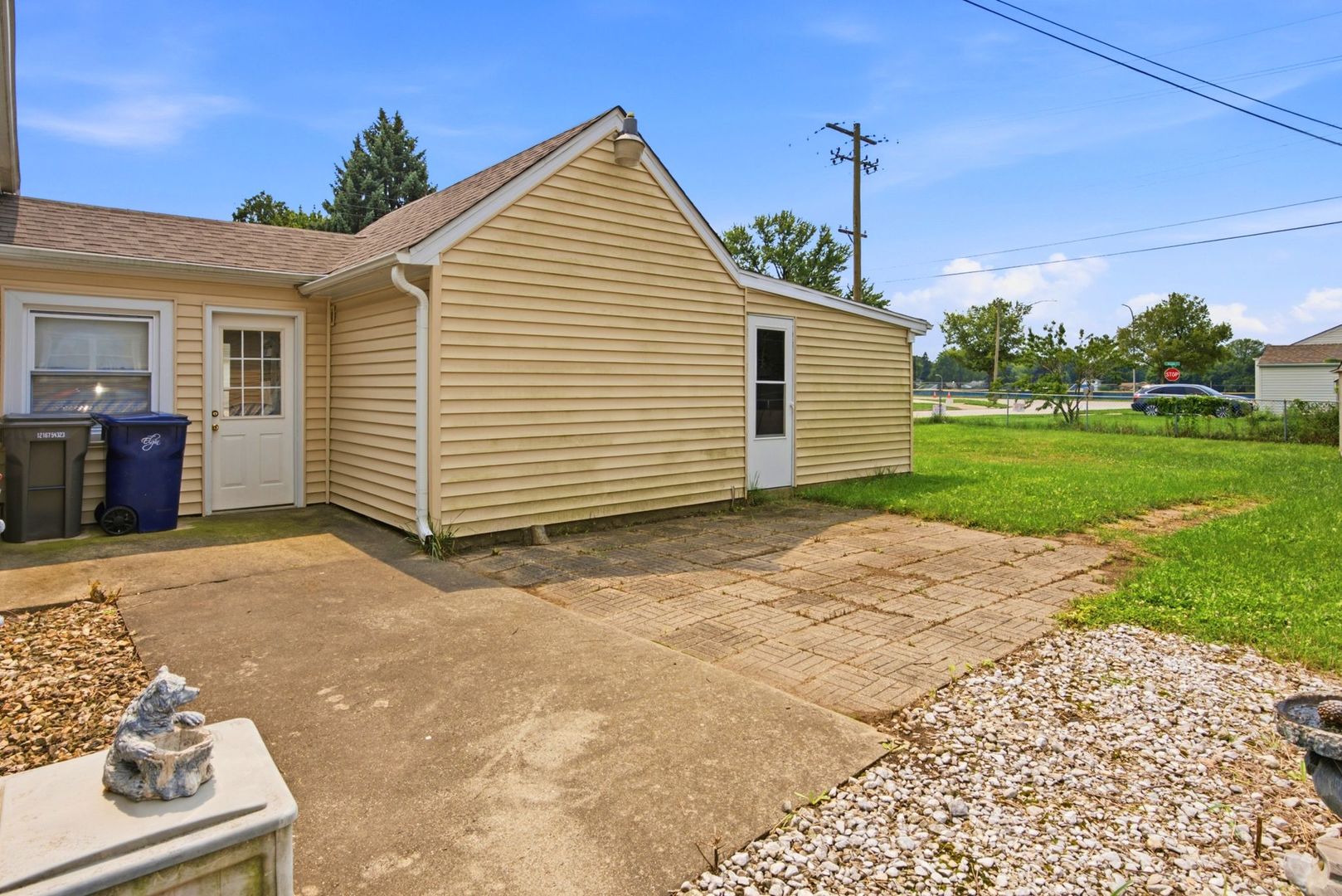 132 S Weston Avenue Property Photo 24