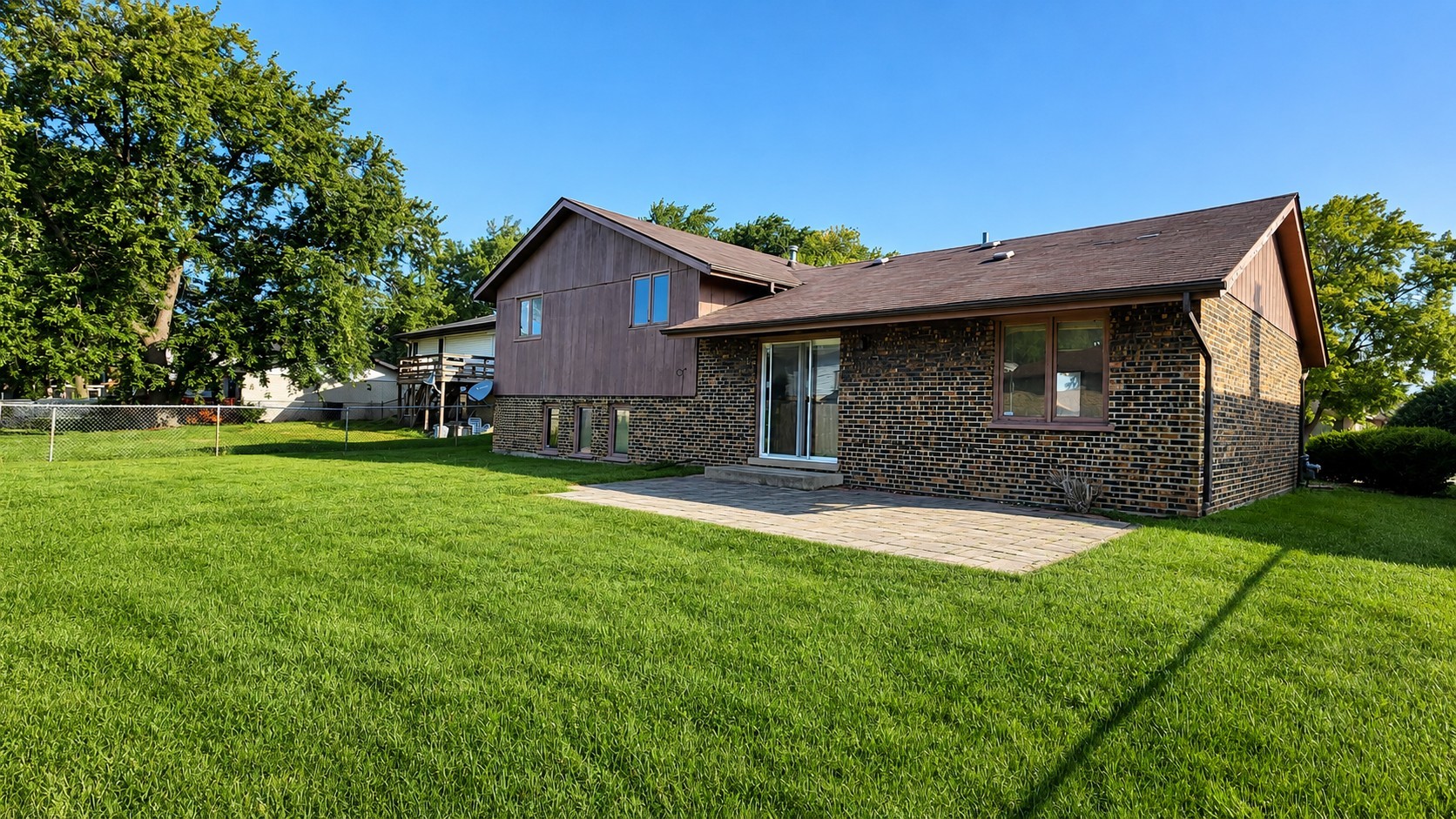 715 E 193rd Place Property Photo 33