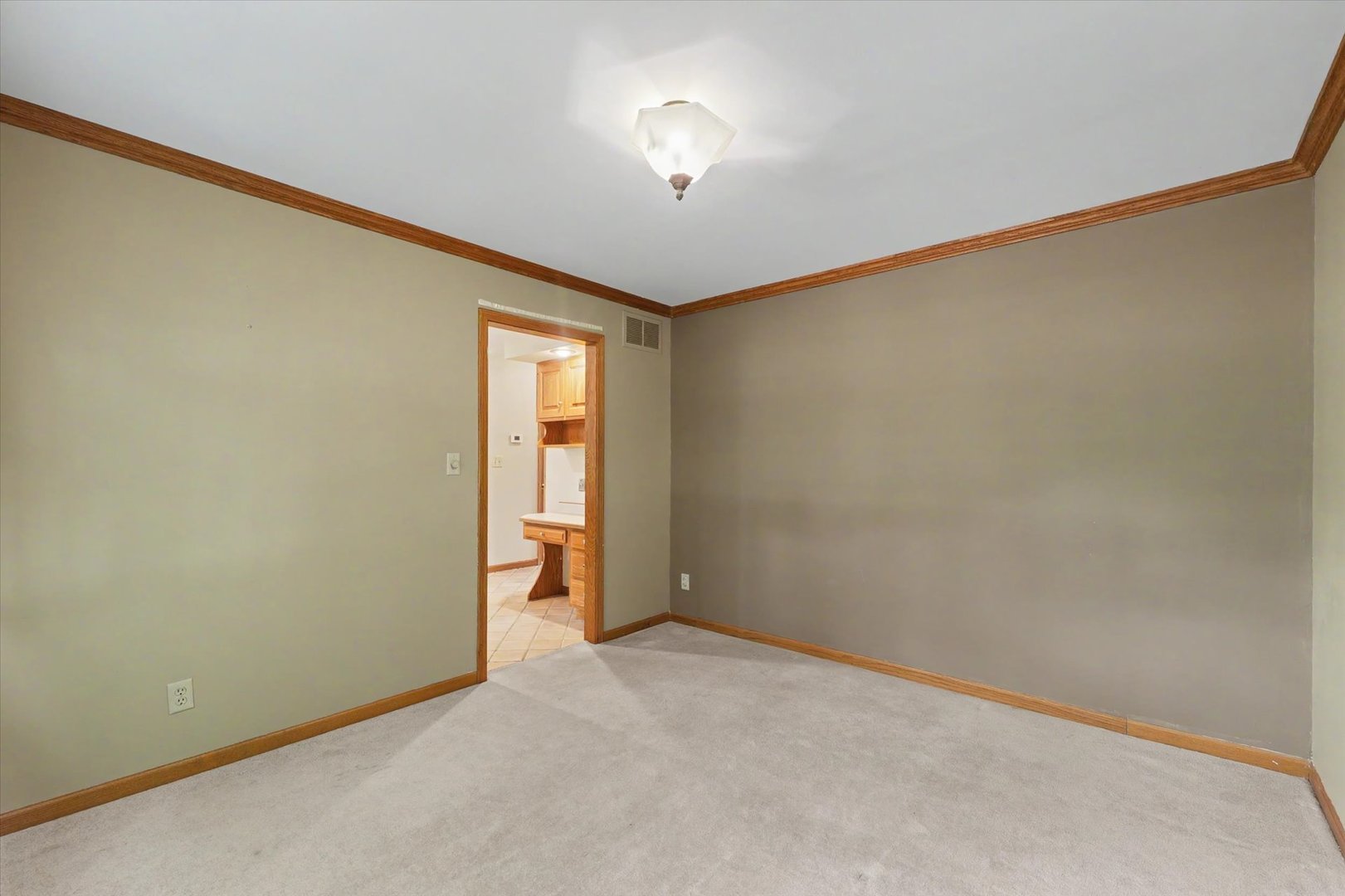 2918 Robeson Park Drive Property Photo 10