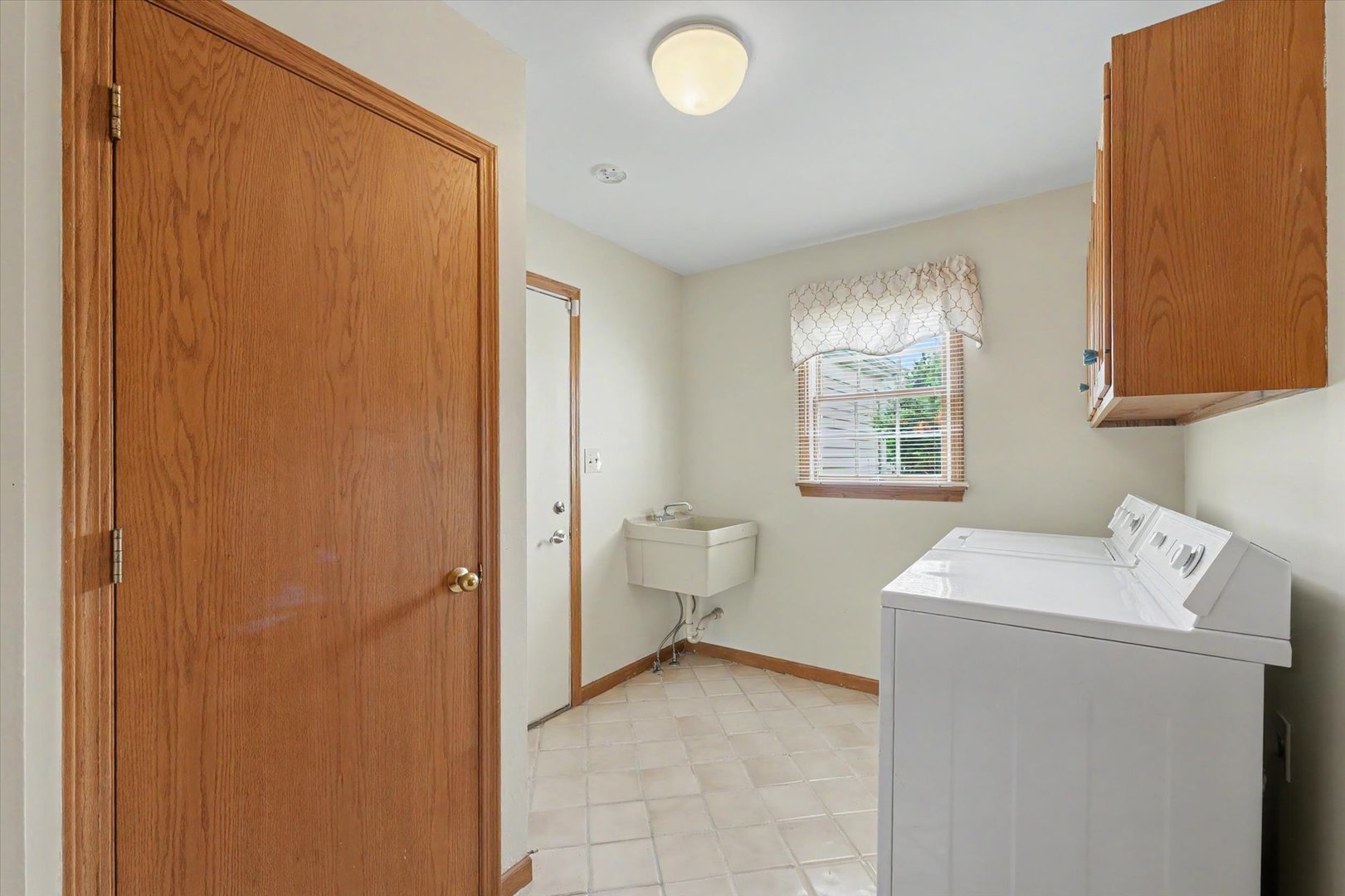 2918 Robeson Park Drive Property Photo 21