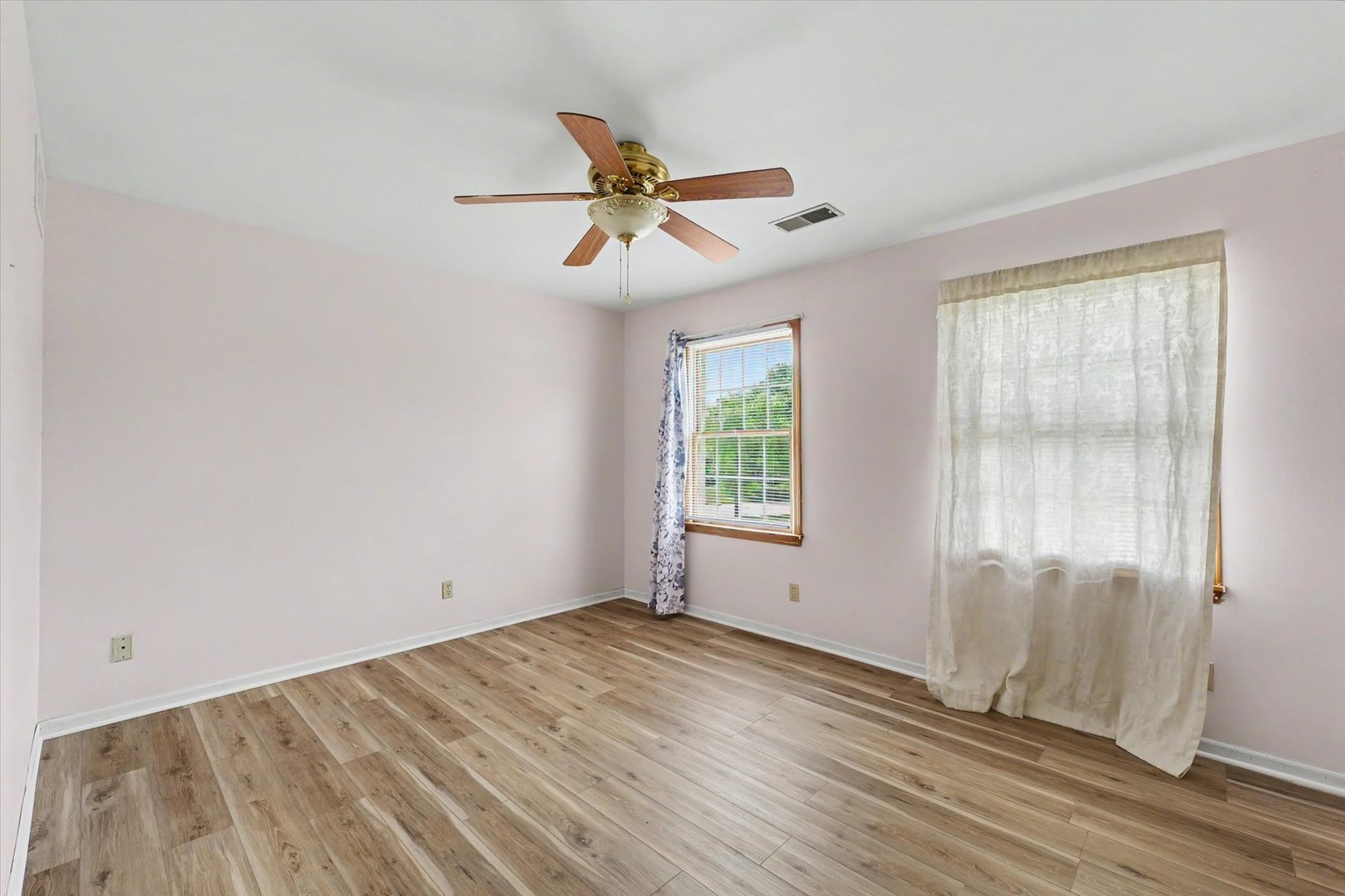 2918 Robeson Park Drive Property Photo 35