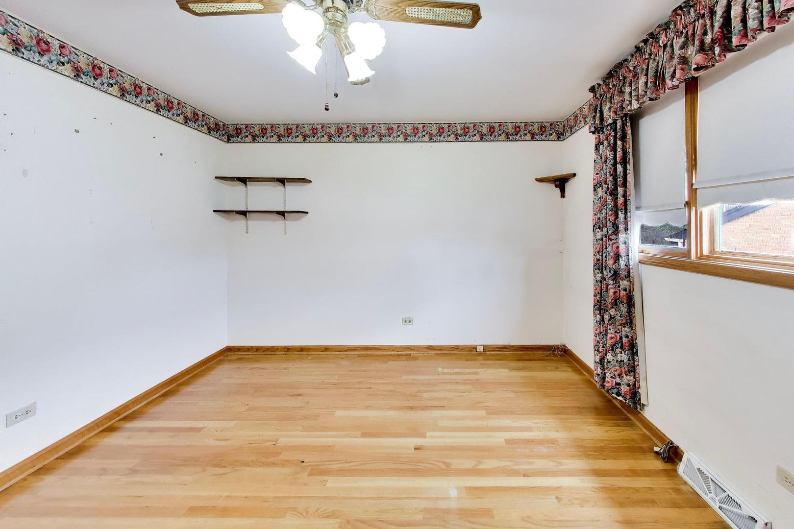 4332 W 118th Place Property Photo 14