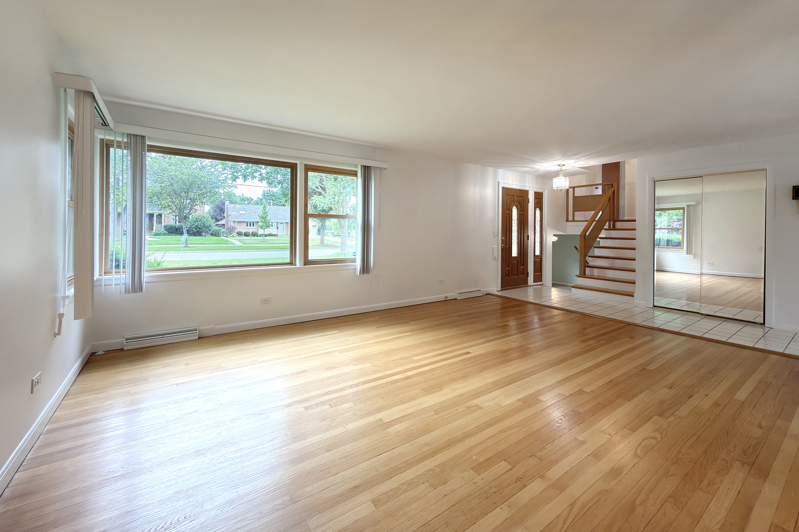 801 S See Gwun Avenue Property Photo 10