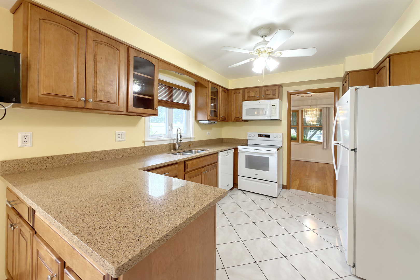 801 S See Gwun Avenue Property Photo 16