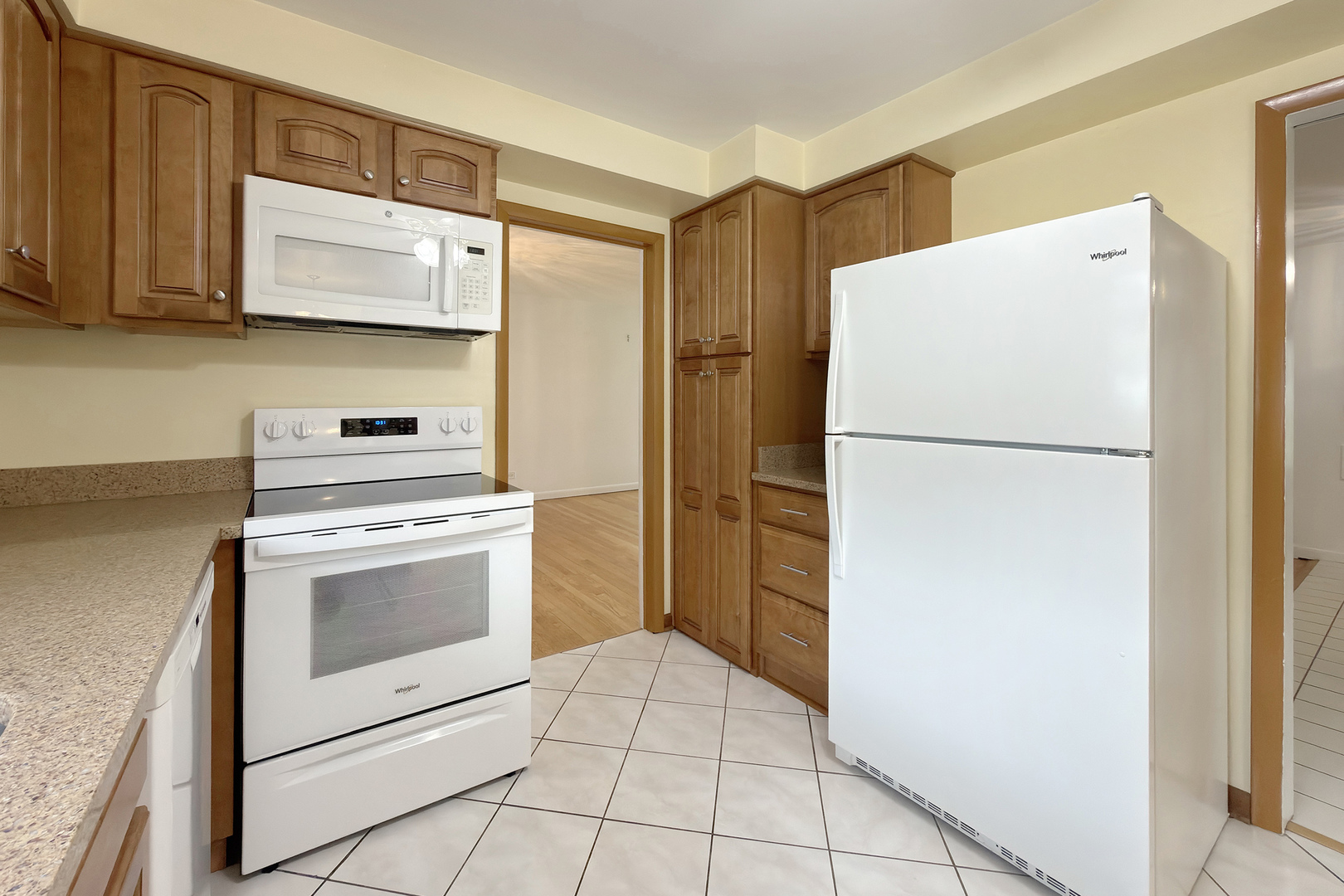 801 S See Gwun Avenue Property Photo 17