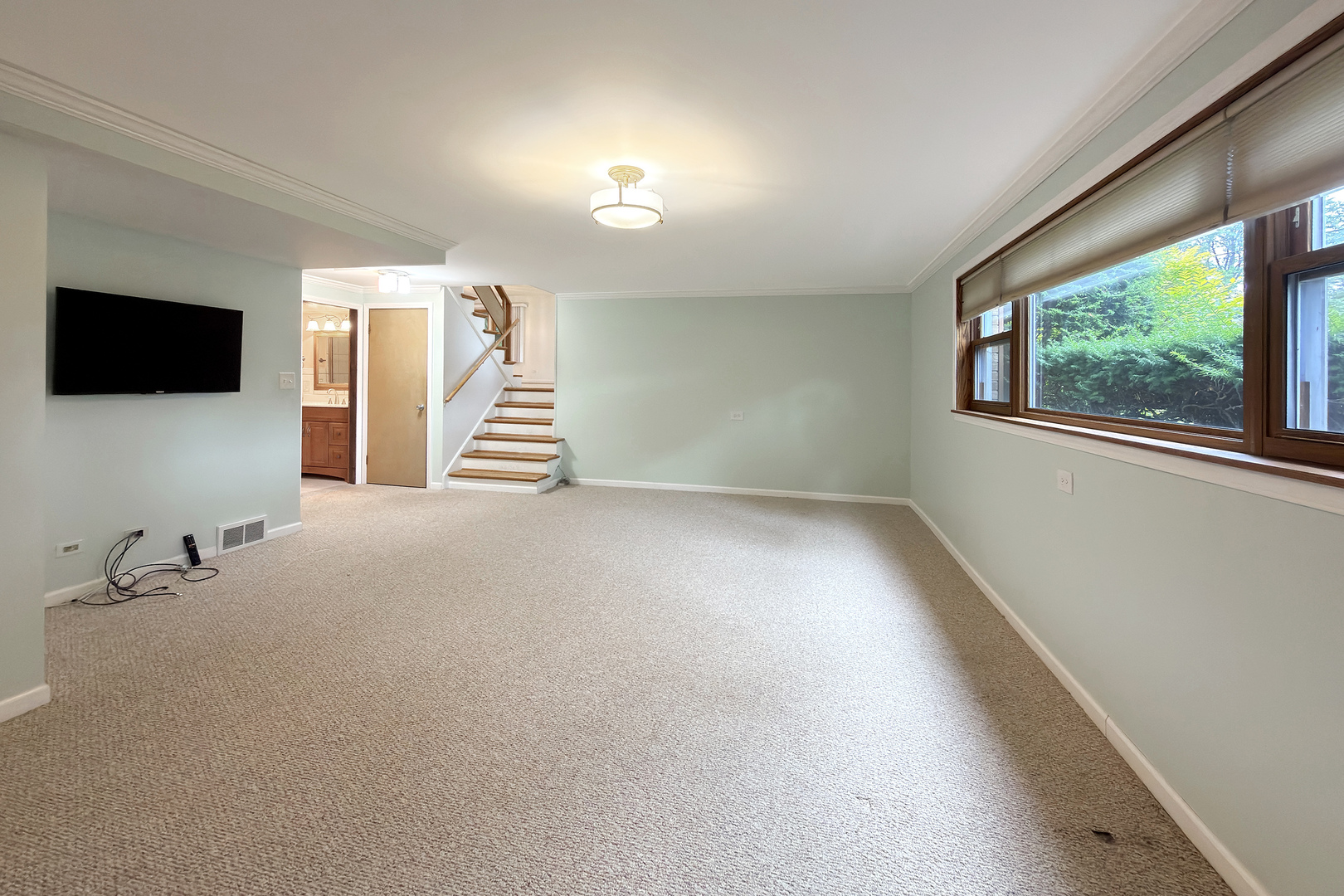 801 S See Gwun Avenue Property Photo 25