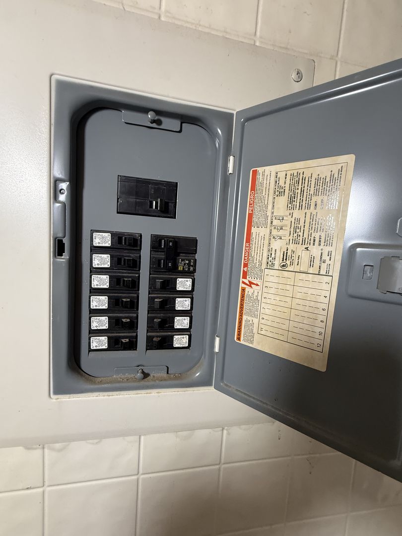 4256 N Meade Avenue Property Photo 10