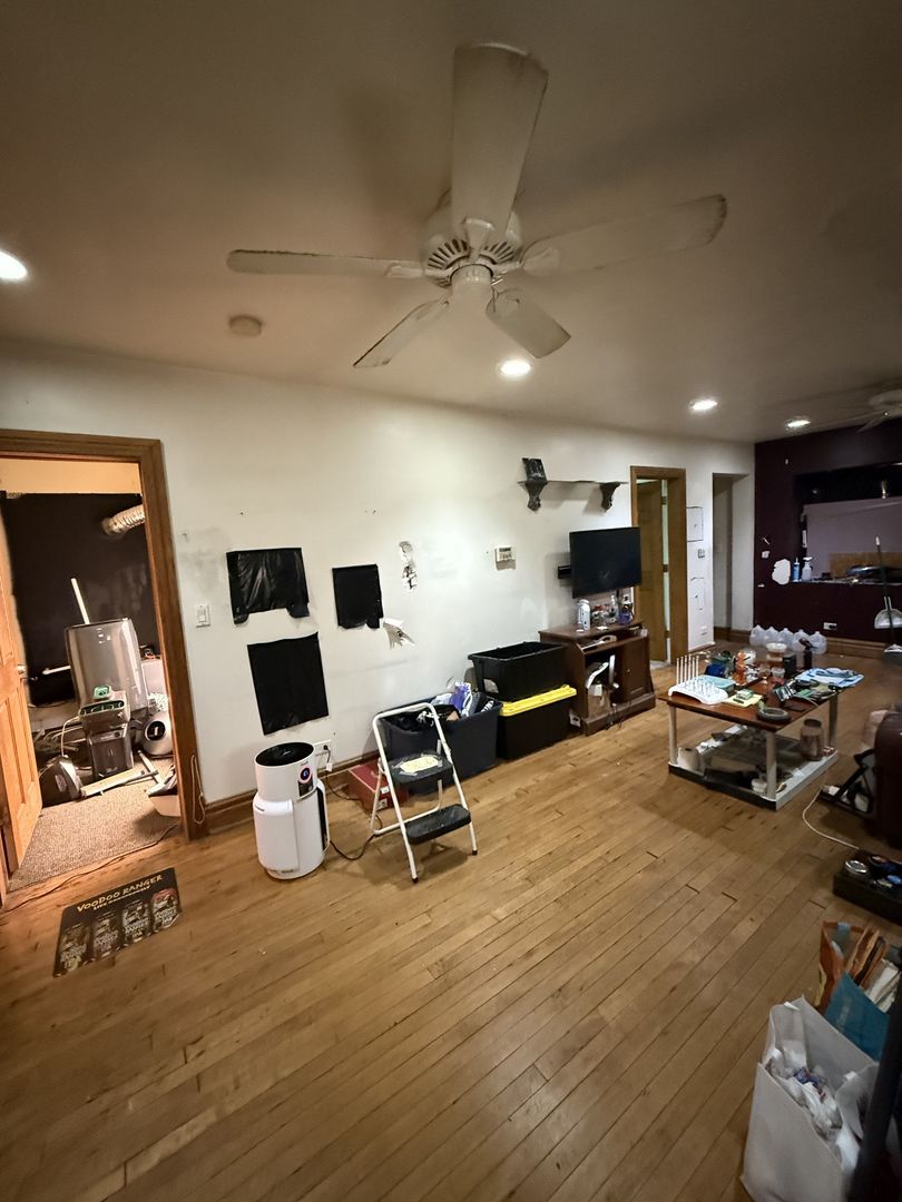 4256 N Meade Avenue Property Photo 17