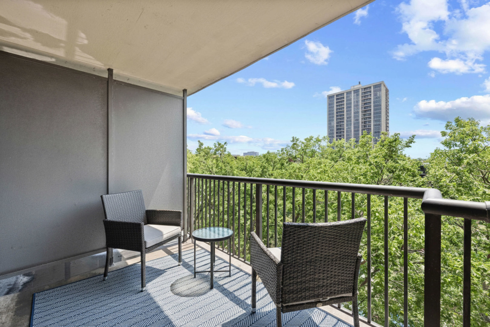 2901 S Michigan Avenue 405 Property Photo 10