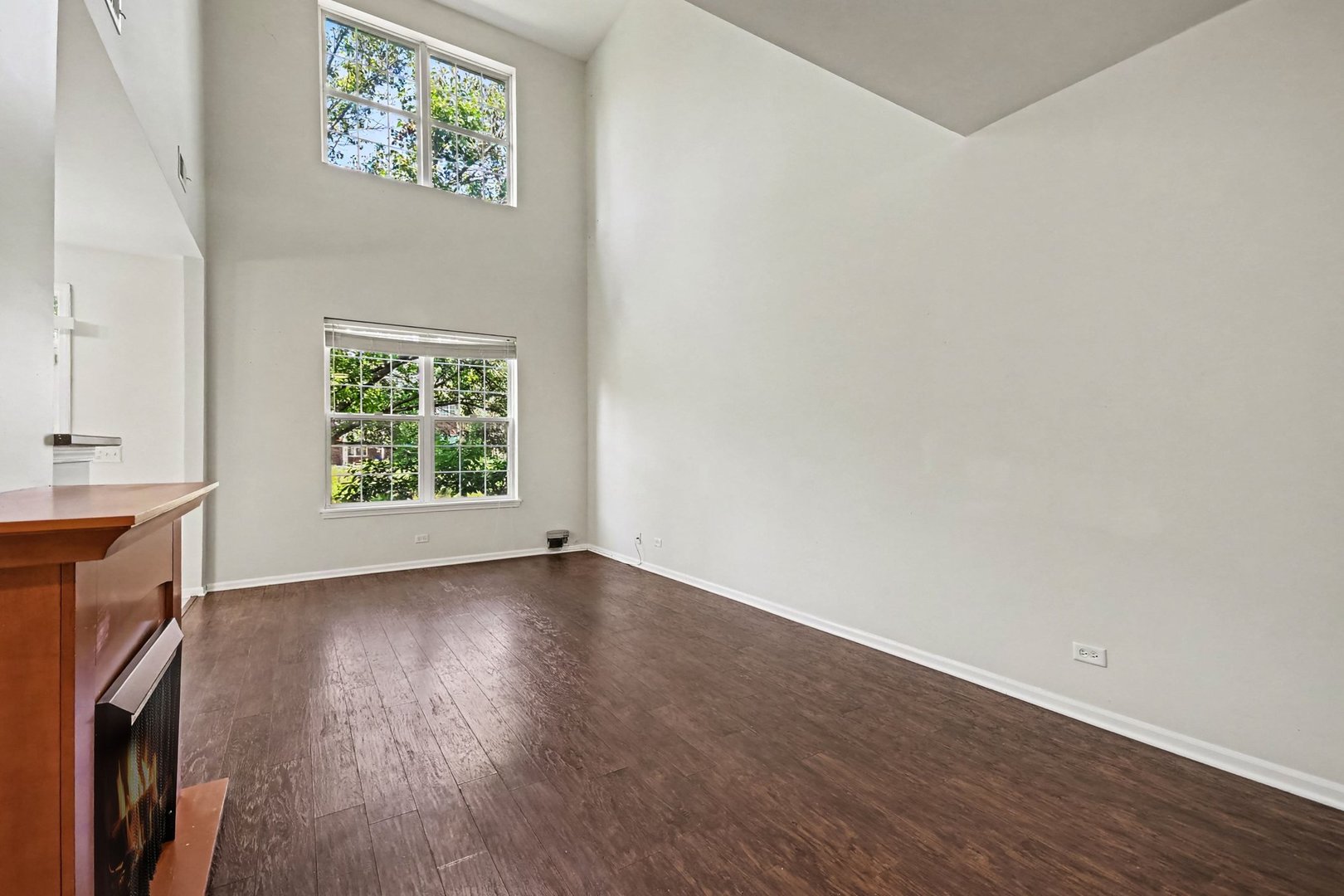 994 Kensington Drive Property Photo 11