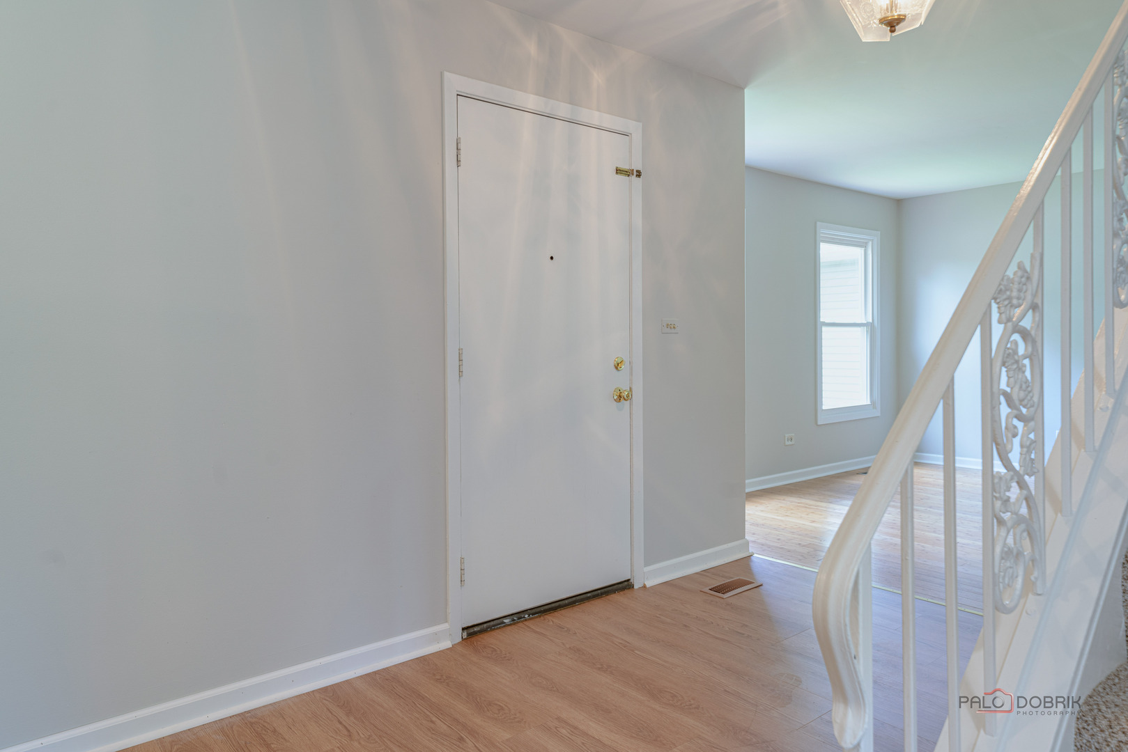 227 E Lakeside Drive Property Photo 11