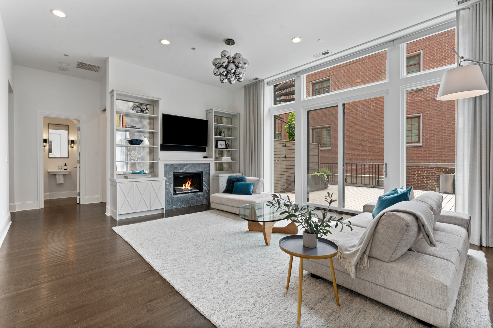 3030 N Lake Shore Drive 202 Property Photo 5