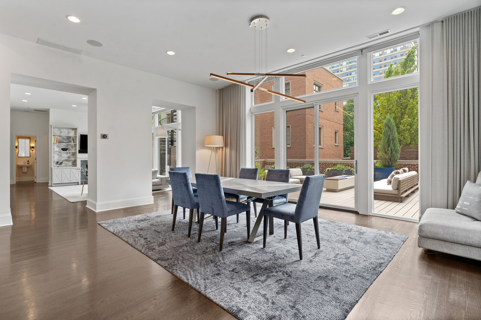 3030 N Lake Shore Drive 202 Property Photo 7