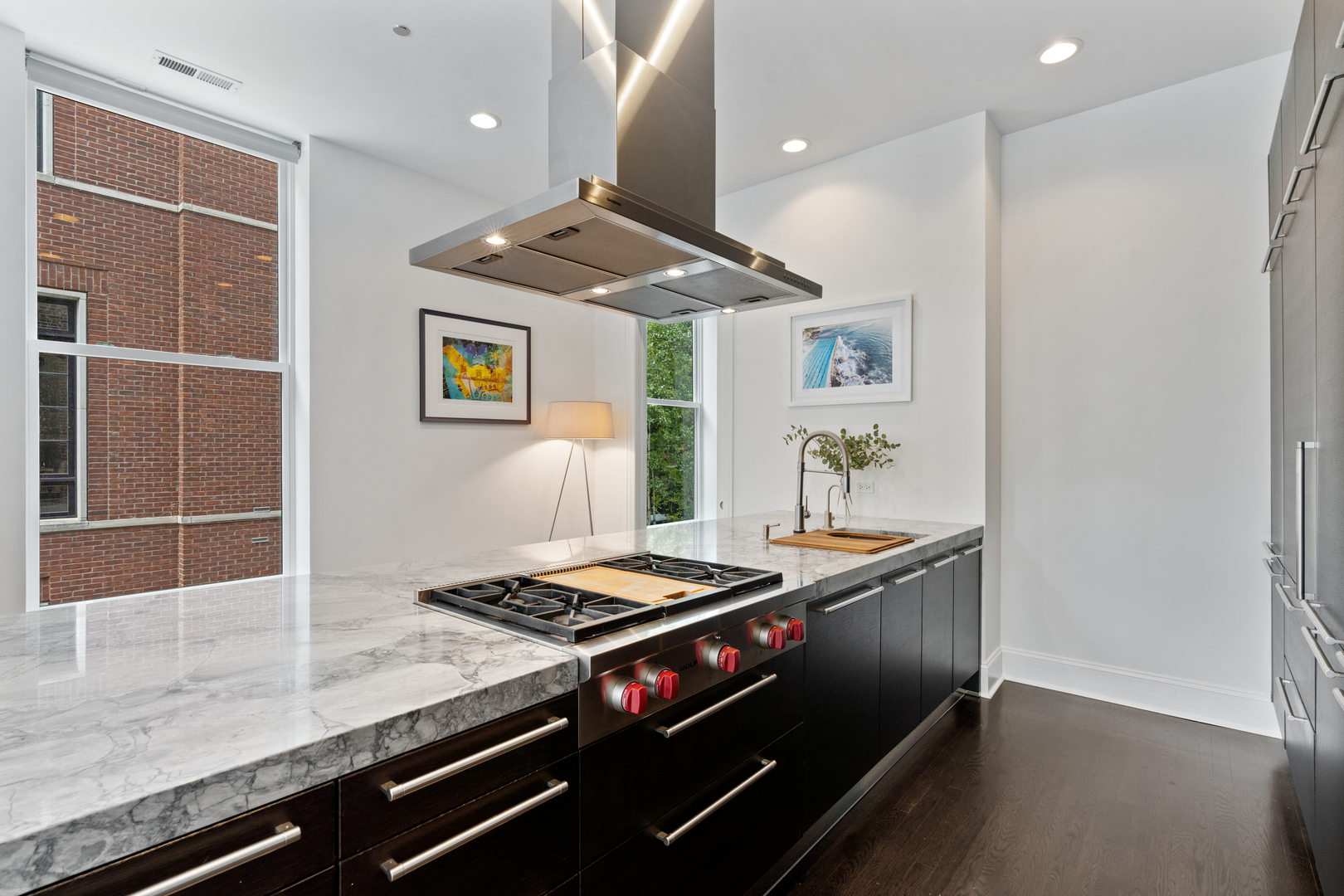 3030 N Lake Shore Drive 202 Property Photo 12