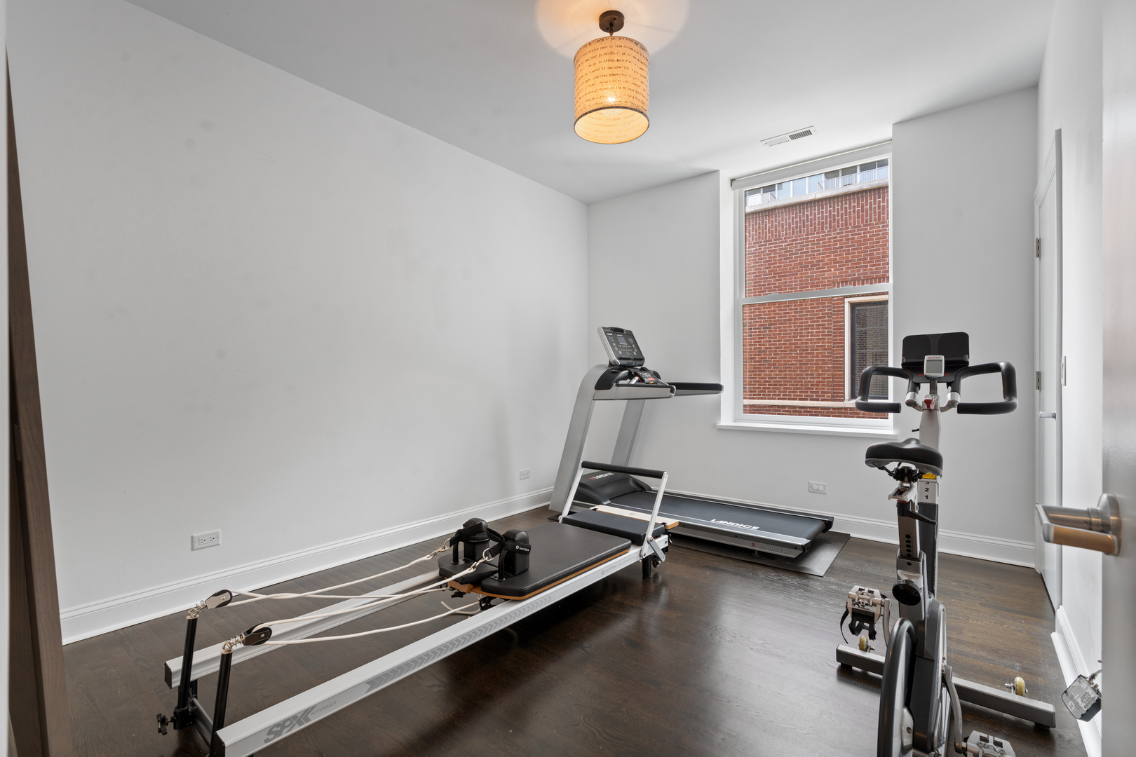 3030 N Lake Shore Drive 202 Property Photo 29
