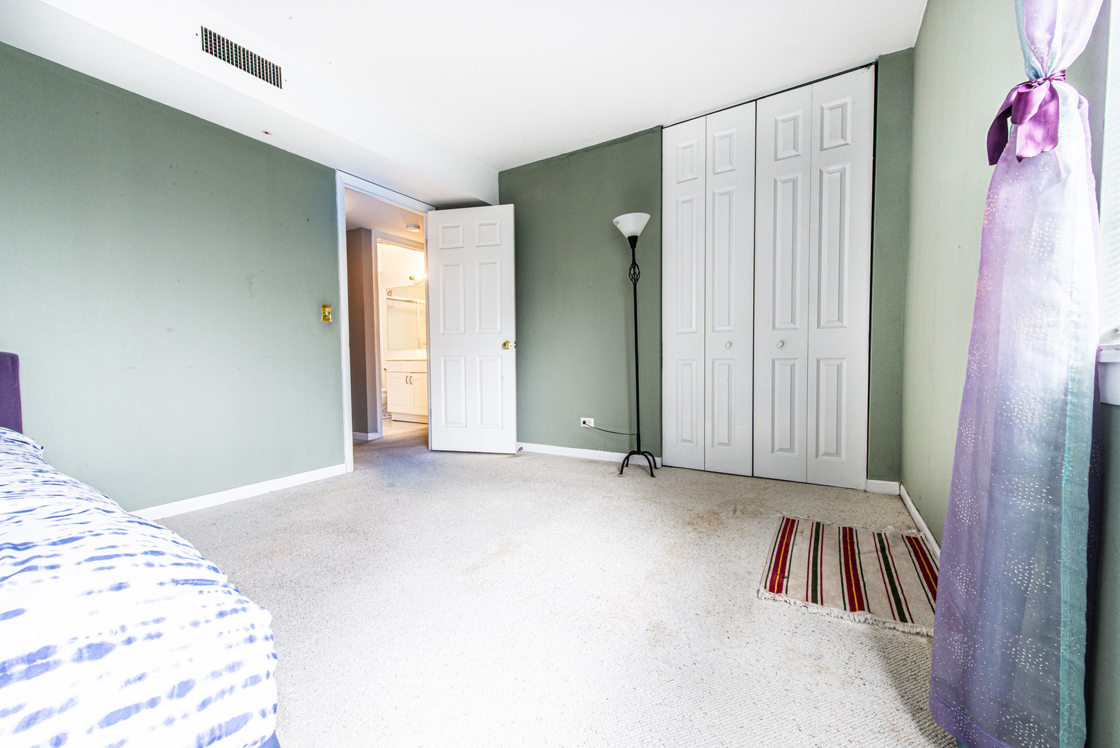 700 Wellington Avenue 409 Property Photo 17