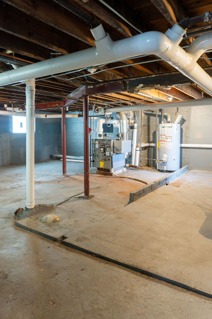7348 S Vernon Avenue Property Photo 17