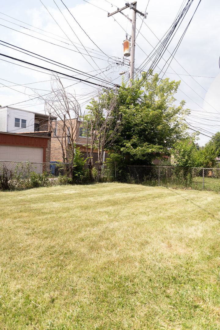 7348 S Vernon Avenue Property Photo 47