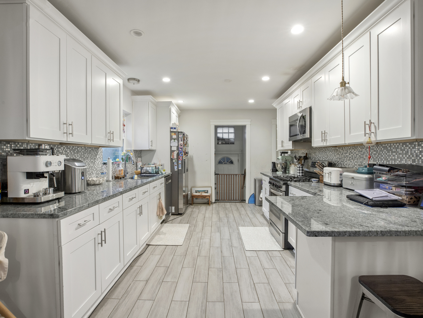 11617 S Maplewood Avenue Property Photo 6