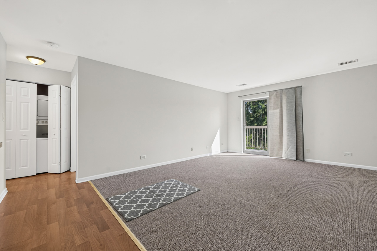 715 W Central Road C1 Property Photo 4