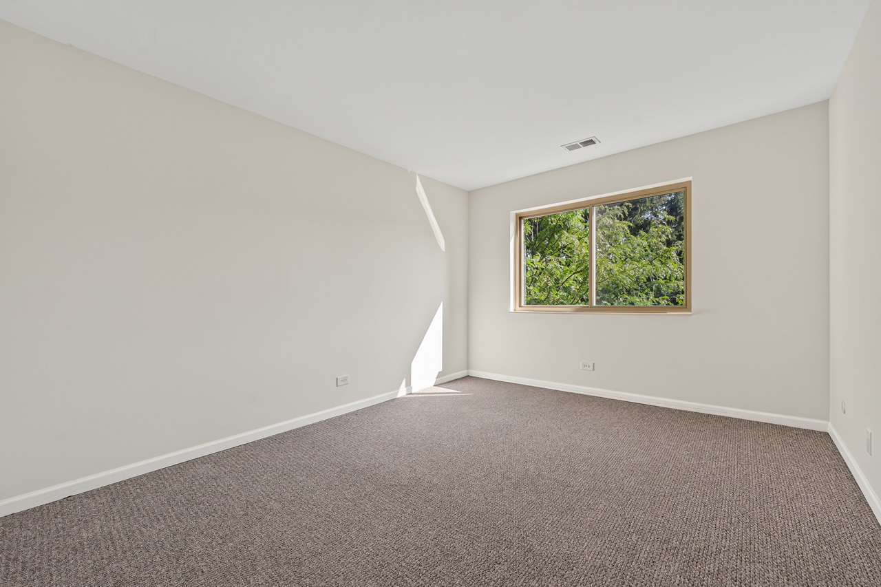715 W Central Road C1 Property Photo 15