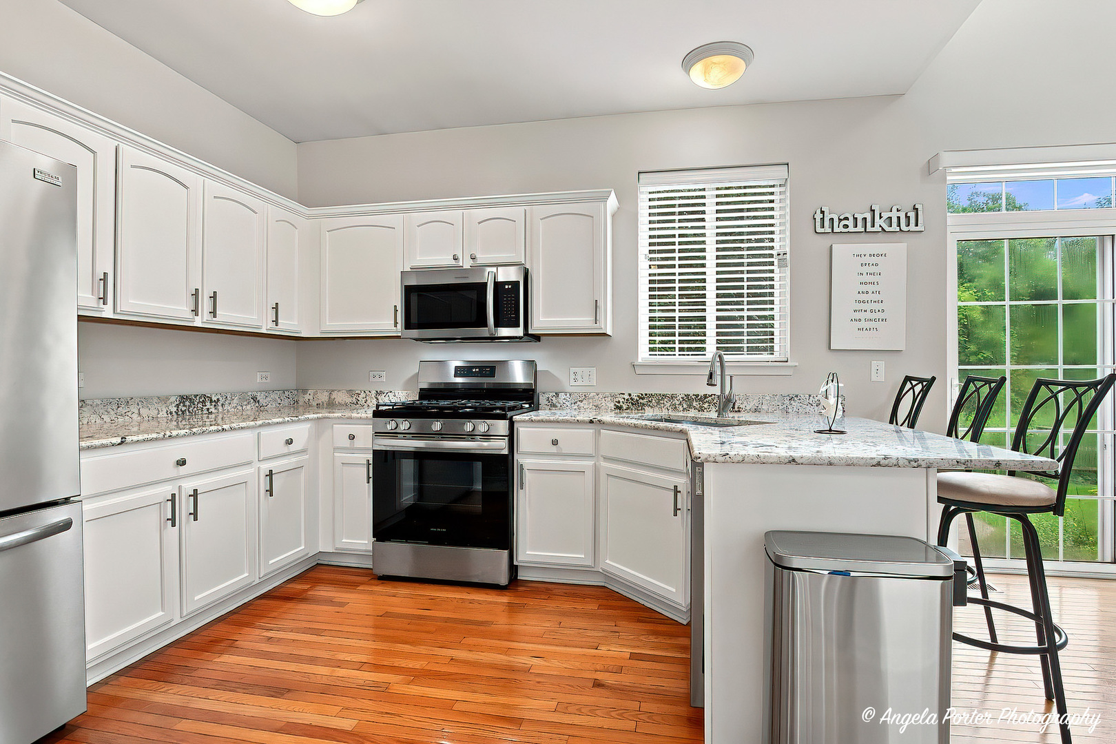 2100 Braeburn Drive B Property Photo 7