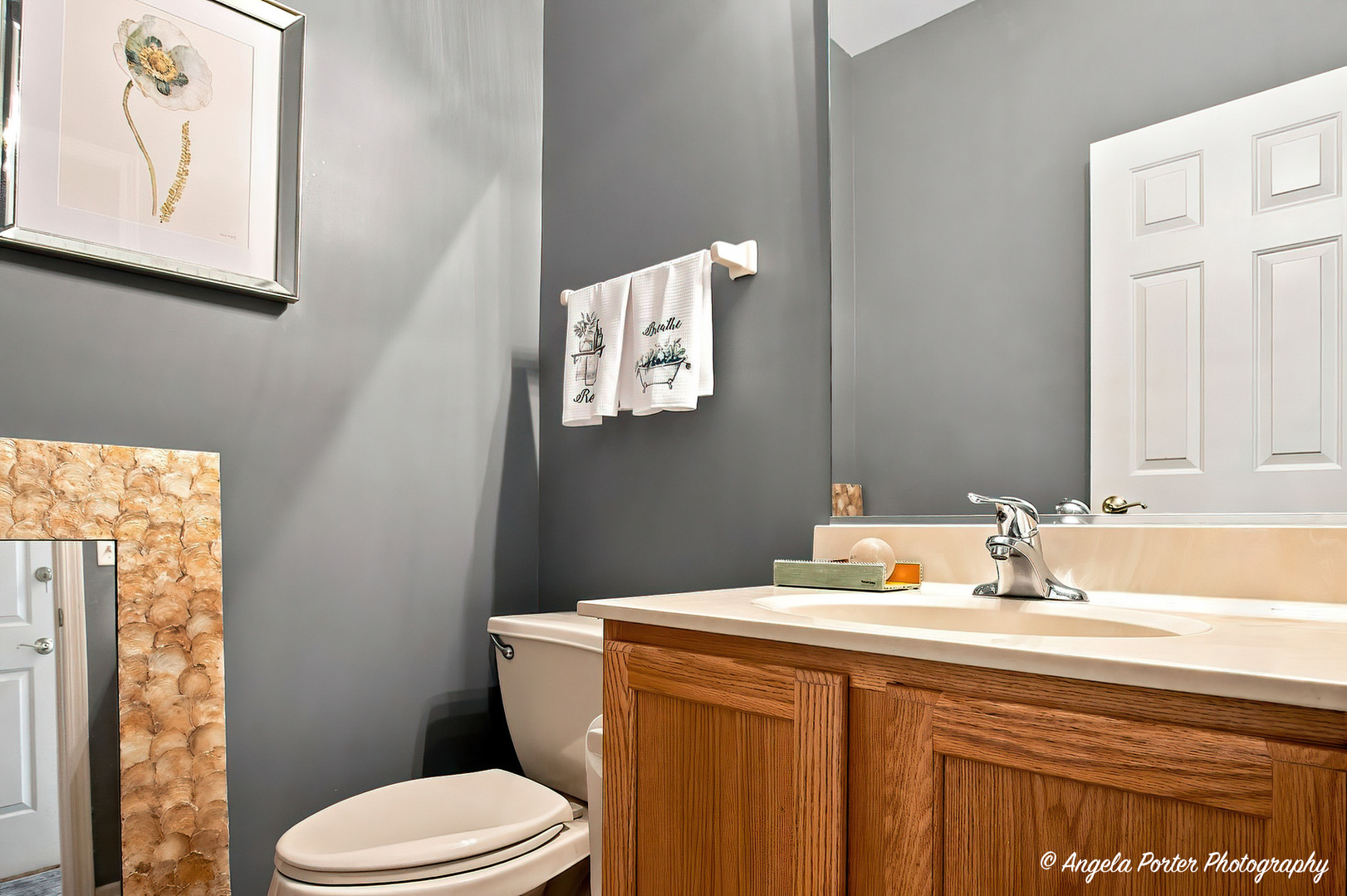 2100 Braeburn Drive B Property Photo 8